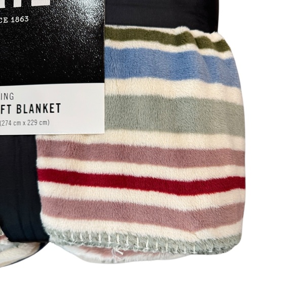 NEW Frye Silky Soft Striped King Size Fleece Blanket - Picture 3 of 6